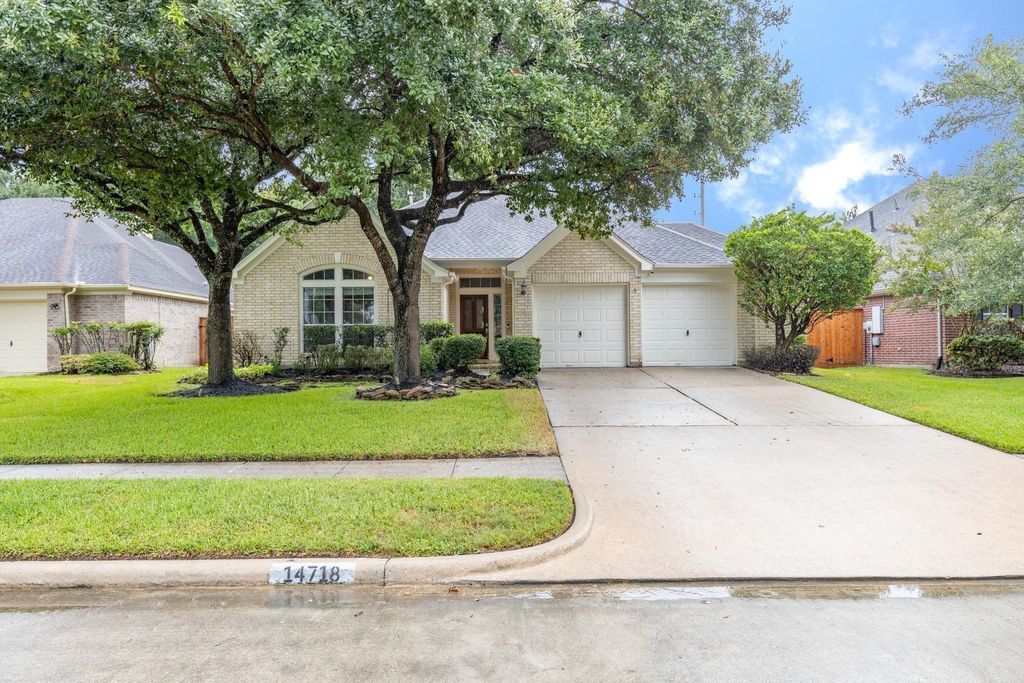 14718 Arbor Trace Lane, Humble, TX 77396