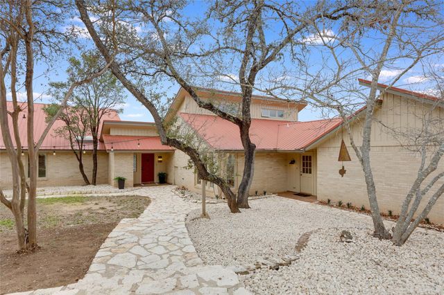 18205 Ridge RD, Lago Vista, TX 78645