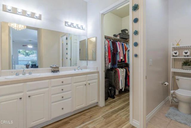9906 Cinderella Avenue, Bakersfield, CA 93311