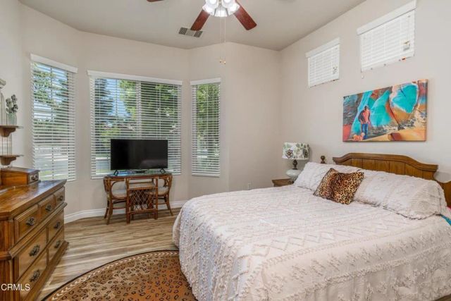9906 Cinderella Avenue, Bakersfield, CA 93311