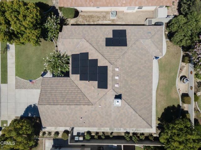 9906 Cinderella Avenue, Bakersfield, CA 93311