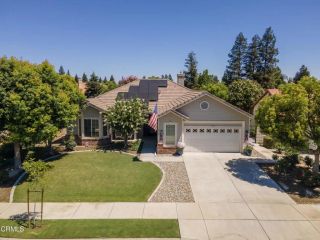 9906 Cinderella Avenue, Bakersfield, CA 93311