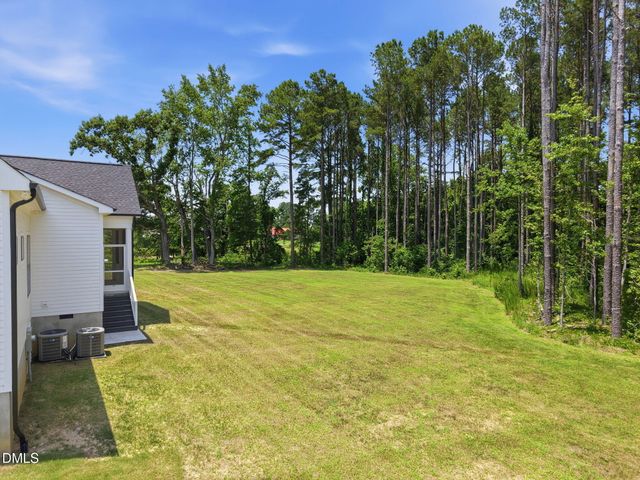 2590 Lassiter Road, Four Oaks, NC 27524