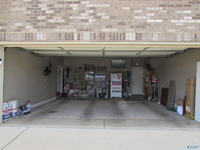 179 Somerton Drive, Huntsville, AL 35811