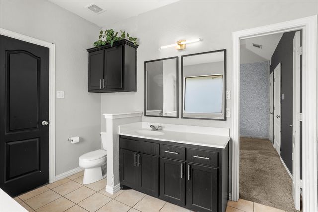 518 Valarie Lane, Midlothian, TX 76065