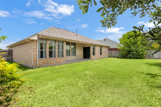 518 Valarie Lane, Midlothian, TX 76065