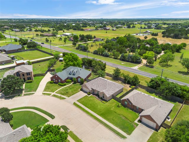 518 Valarie Lane, Midlothian, TX 76065