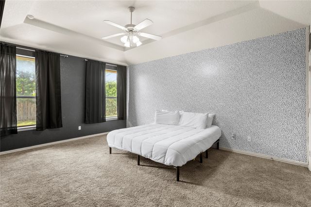 518 Valarie Lane, Midlothian, TX 76065