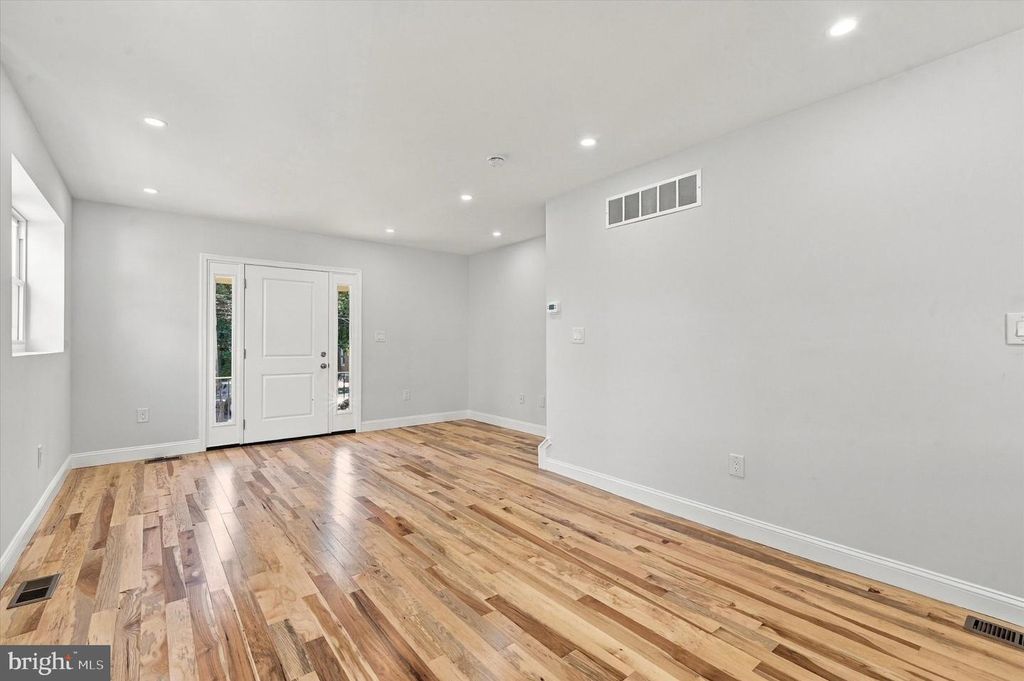 4709 WOODLAND AVE, DREXEL HILL, PA 19026 — photo 4