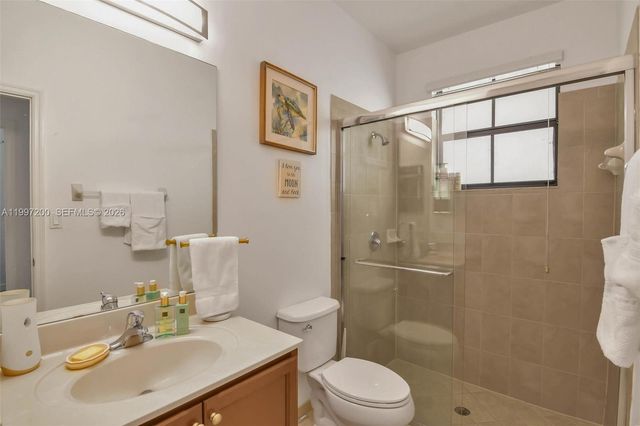 22525 SW 105th Ct, Cutler Bay, FL 33190