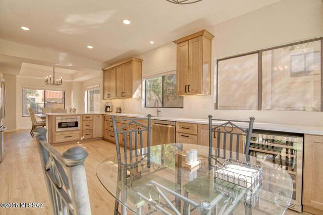 1148 E Camino Diestro, Oro Valley, AZ 85704