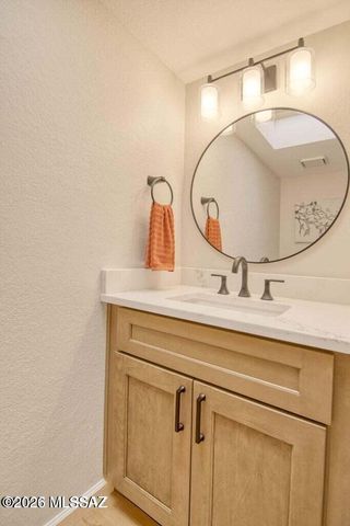 1148 E Camino Diestro, Oro Valley, AZ 85704