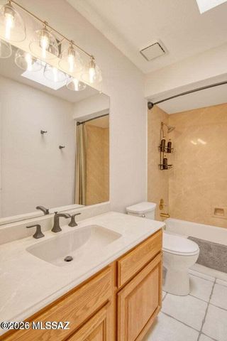 1148 E Camino Diestro, Oro Valley, AZ 85704