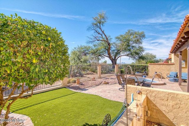 1148 E Camino Diestro, Oro Valley, AZ 85704