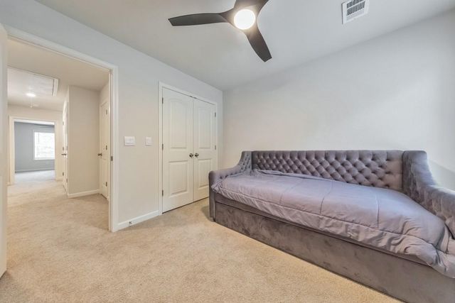 337 Vista Lane, Woodstock, GA 30189