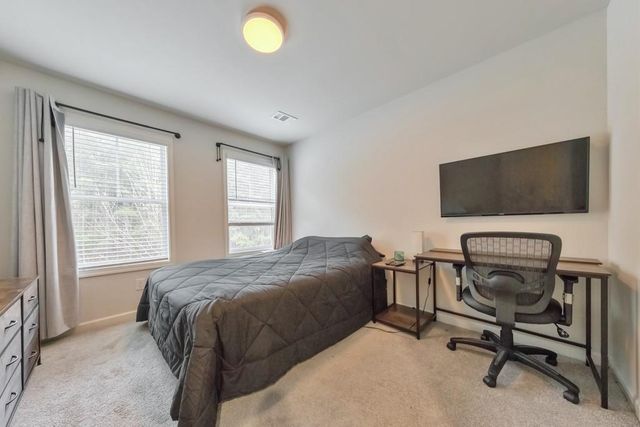 337 Vista Lane, Woodstock, GA 30189