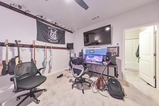 337 Vista Lane, Woodstock, GA 30189