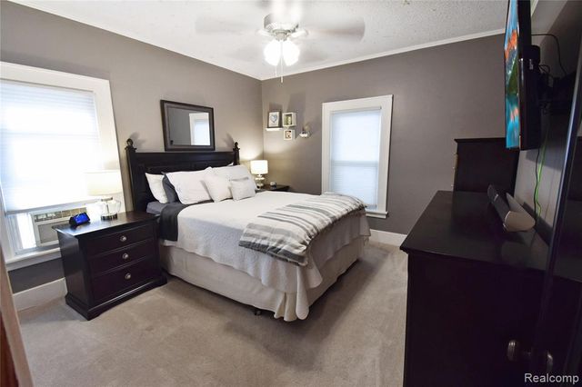 34 Moser Place, Mount Clemens, MI 48043