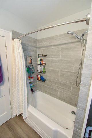 34 Moser Place, Mount Clemens, MI 48043