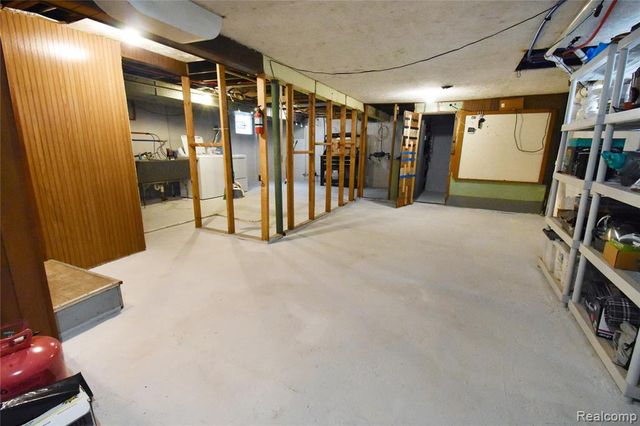 34 Moser Place, Mount Clemens, MI 48043