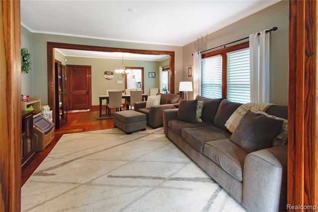 34 Moser Place, Mount Clemens, MI 48043