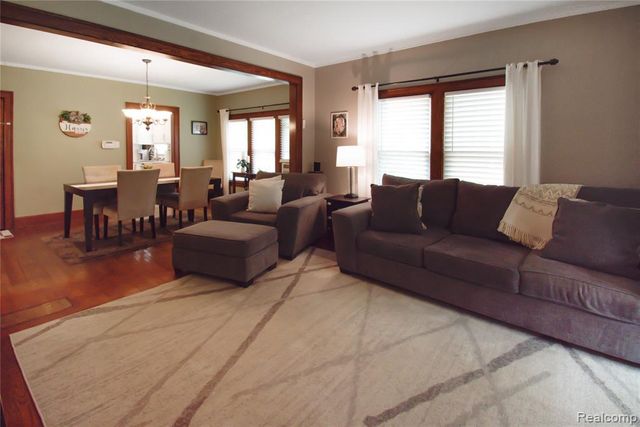 34 Moser Place, Mount Clemens, MI 48043