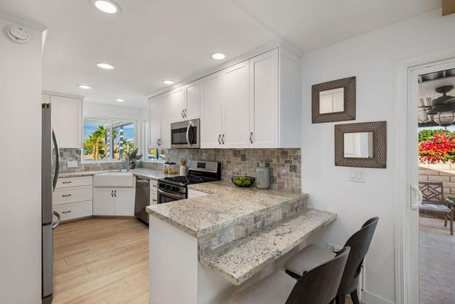 39759 Manzanita Drive, Palm Desert, CA 92260