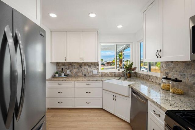 39759 Manzanita Drive, Palm Desert, CA 92260