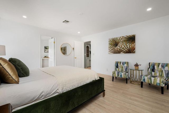 39759 Manzanita Drive, Palm Desert, CA 92260