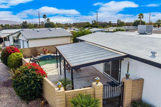 39759 Manzanita Drive, Palm Desert, CA 92260