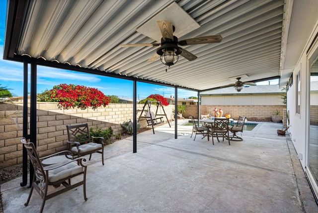 39759 Manzanita Drive, Palm Desert, CA 92260