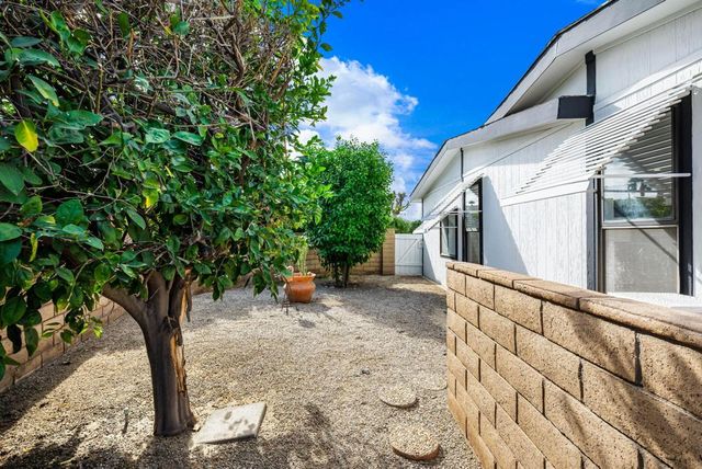 39759 Manzanita Drive, Palm Desert, CA 92260