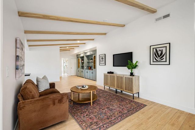 39759 Manzanita Drive, Palm Desert, CA 92260