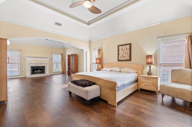 1560 QUAIL POINTE CIR E, Memphis, TN 38120