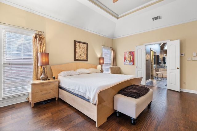 1560 QUAIL POINTE CIR E, Memphis, TN 38120