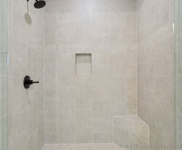 11014 N 81st East Place, Owasso, OK 74055