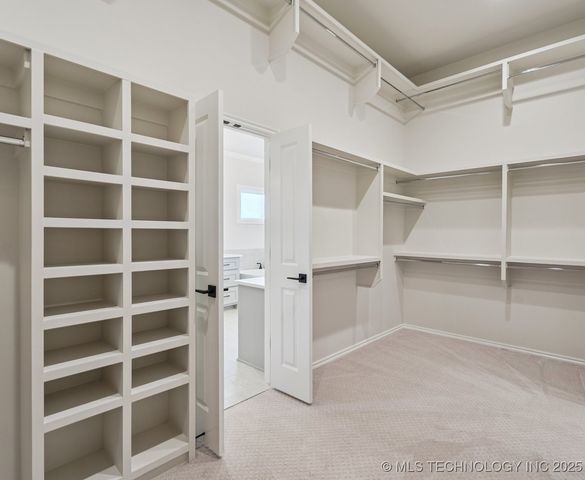 11014 N 81st East Place, Owasso, OK 74055