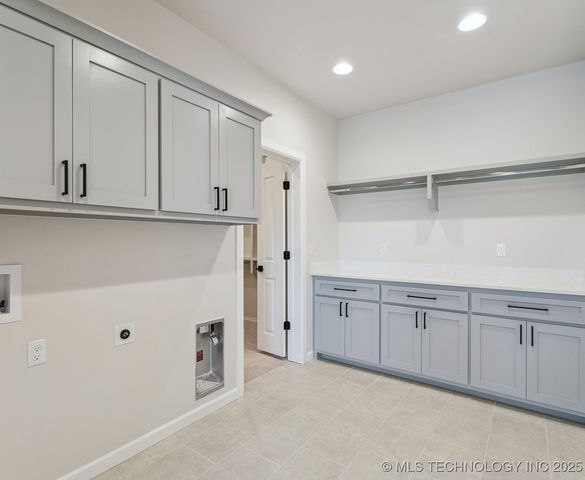 11014 N 81st East Place, Owasso, OK 74055