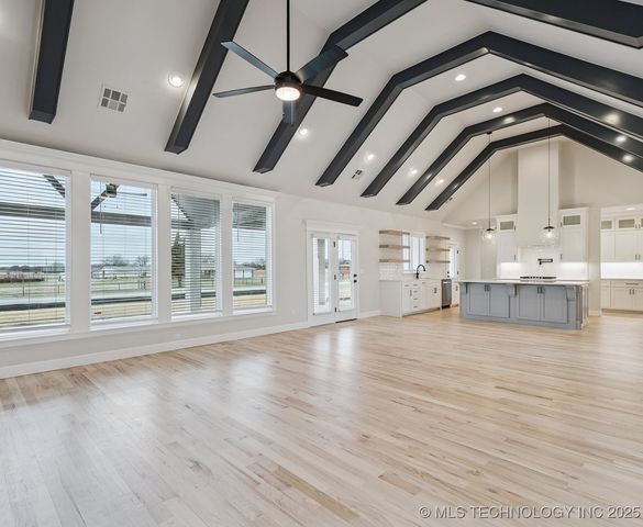 11014 N 81st East Place, Owasso, OK 74055