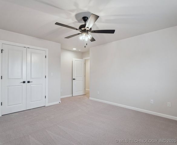 11014 N 81st East Place, Owasso, OK 74055