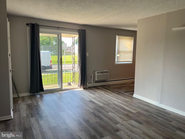 101 DARTMOUTH AVE, Somerdale, NJ 08083