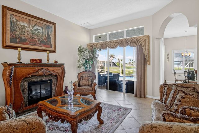 376 NW Shoreview Drive, Port St. Lucie, Port St Lucie, FL 34986