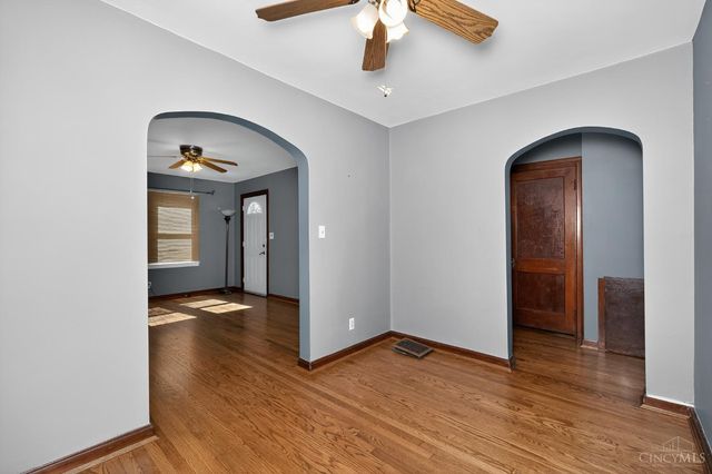 6414 Erie Avenue, Cincinnati, OH 45227