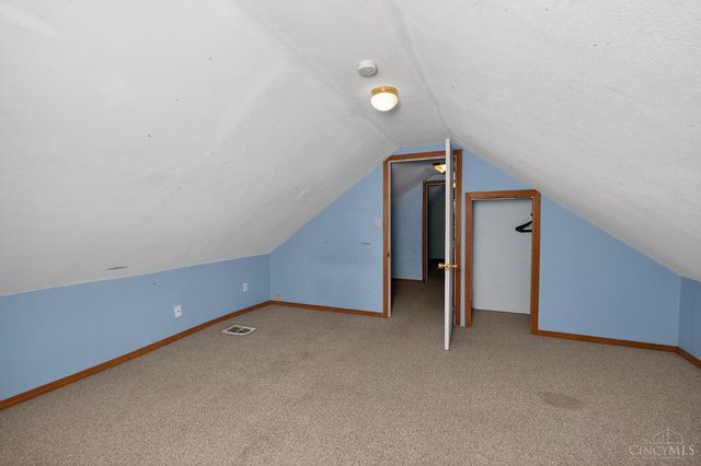 6414 Erie Avenue, Cincinnati, OH 45227