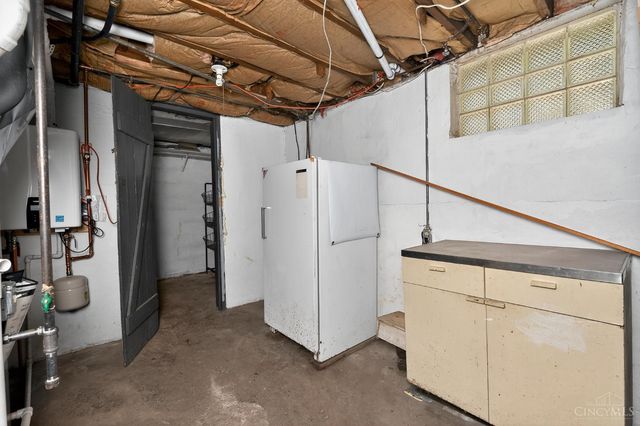 6414 Erie Avenue, Cincinnati, OH 45227