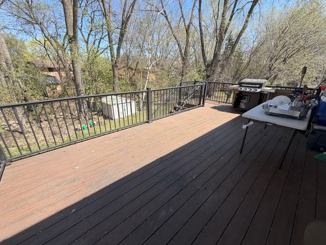 1011 103rd Lane NW, Coon Rapids, MN 55433