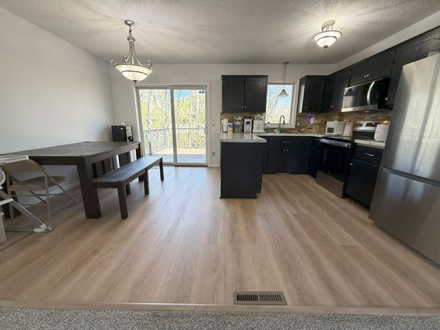 1011 103rd Lane NW, Coon Rapids, MN 55433