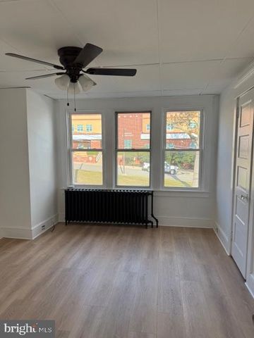 1424 HUDDELL AVE, Marcus Hook, PA 19061