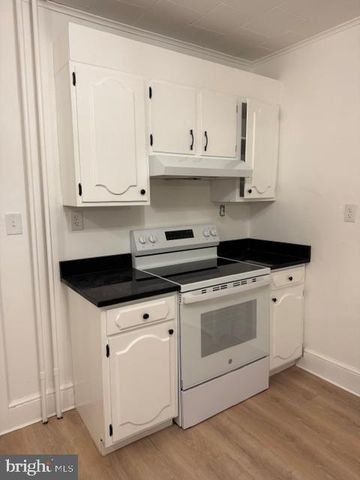 1424 HUDDELL AVE, Marcus Hook, PA 19061