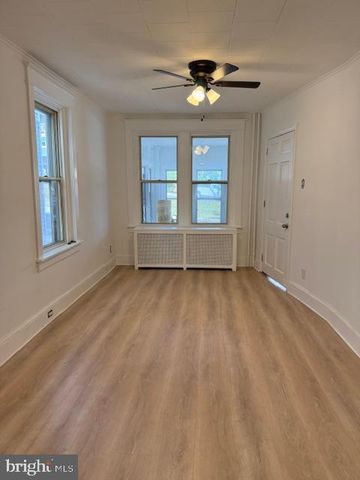 1424 HUDDELL AVE, Marcus Hook, PA 19061